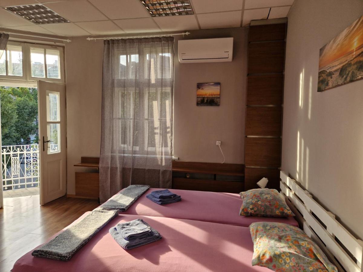 Lambo'S Corner Varna - Guest Rooms Exterior photo
