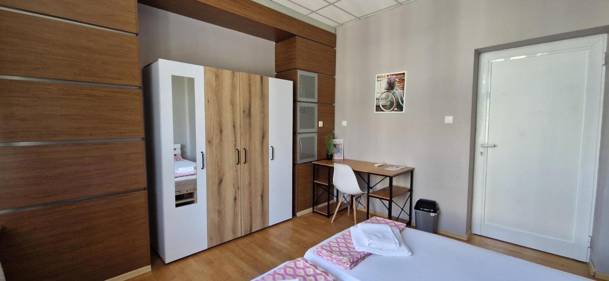 Lambo'S Corner Varna - Guest Rooms Exterior photo